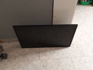 Televisión  32 LG  con soporte 