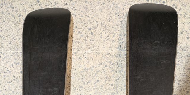 Esquís Salomon niño + fijaciones