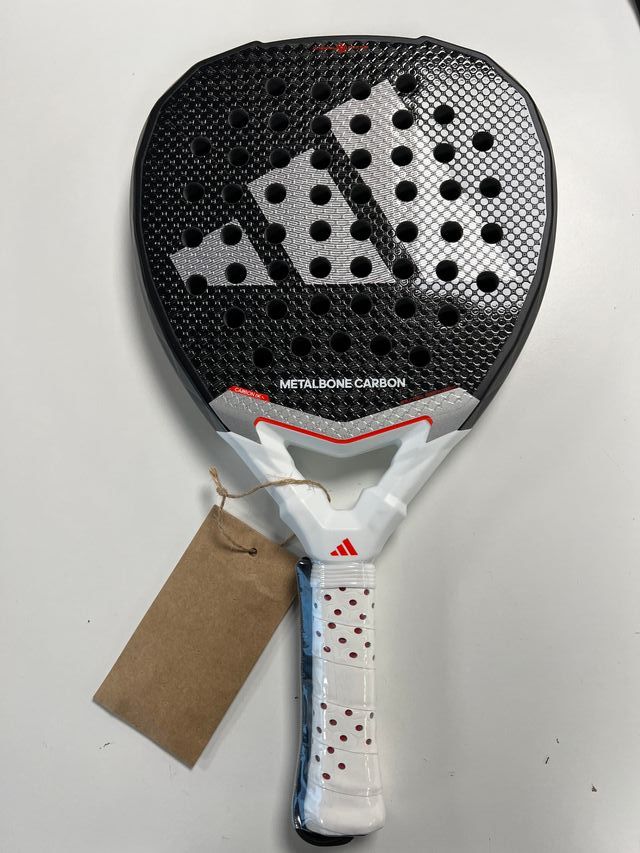 Pala padel Adidas Metalbone Carbon 3.4 2025 nueva