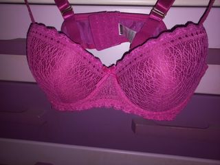 Sujetador con aro color vino :