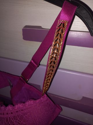 Sujetador con aro color vino :