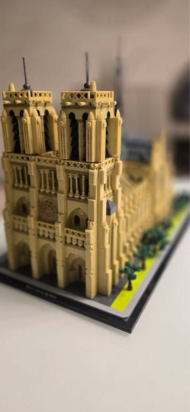 Bloques Construc Architecture Notre Dame 21061 leg