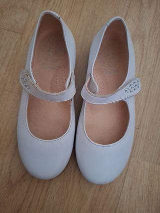 Zapatos niña blancos N 30