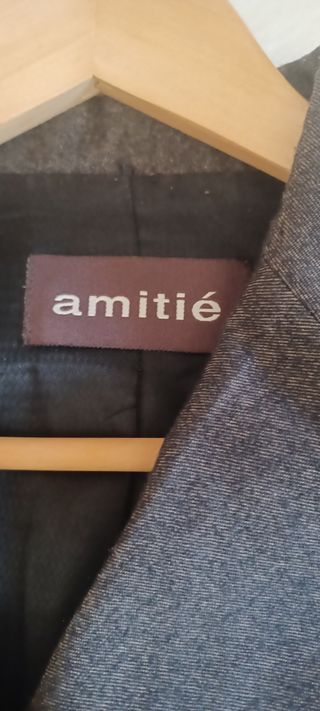 Americana  AMITIÉ