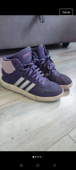 Zapatillas Adidas altas moradas