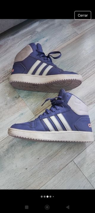 Zapatillas Adidas altas moradas