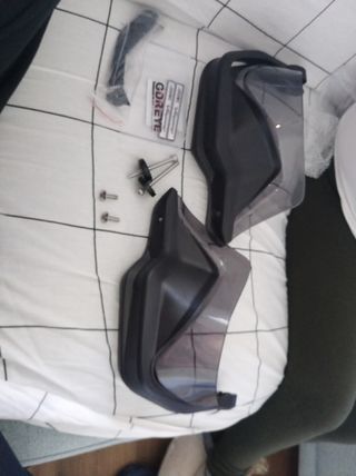 Protector de manos para motos