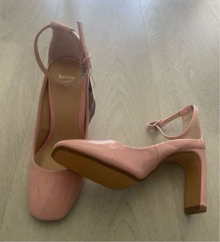 Zapatos Bershka tacón rosa 