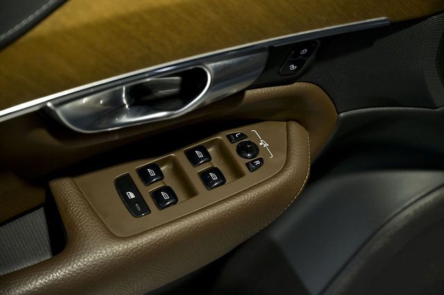 Volvo XC90   2.0 T8 AWD Recharge Inscription Exp Auto 