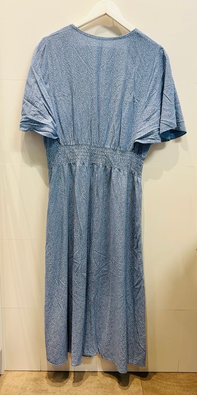 Vestido largo azul claro estampado