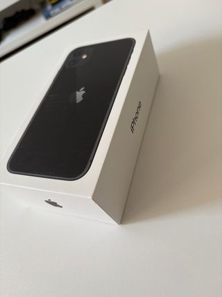 iPhone 11 negro 64GB - Como nuevo