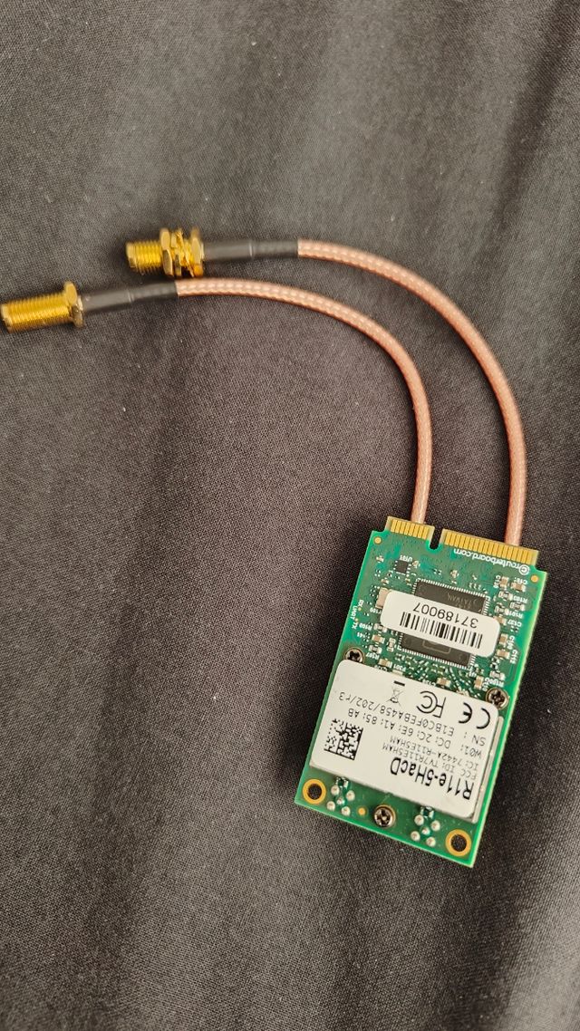 MikroTik R11e-5HacD