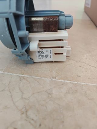 Bomba lavavajilla ariston, indesit