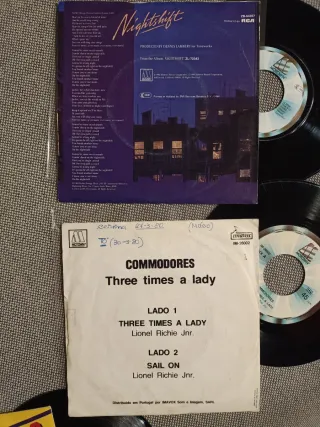 lote 5 singles COMMODORES