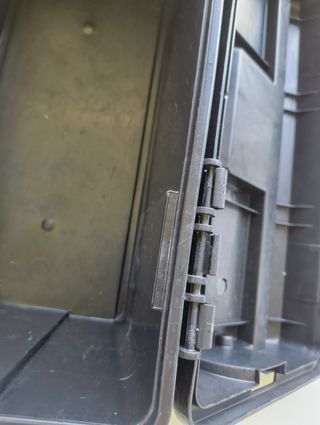 Caja de herramientas vacia