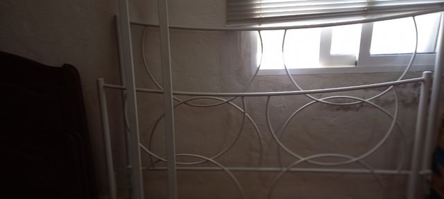 Cama de forja 135,artesana ,hecha a mano.bonita