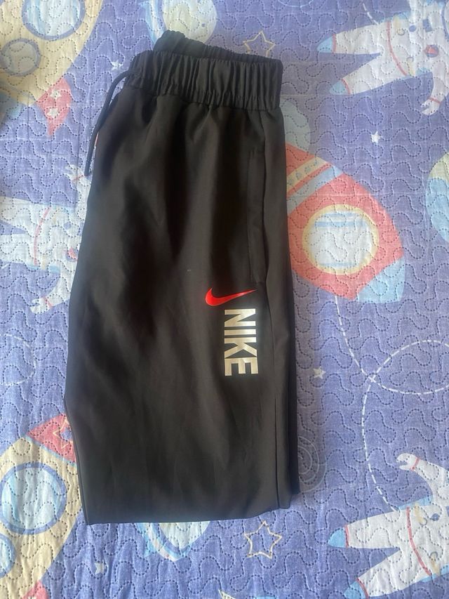 Chándal  - Negro y Verde Agua