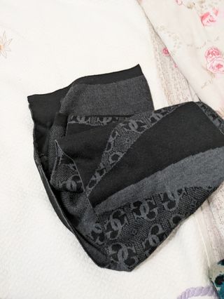 Sciarpa donna grigio-nera