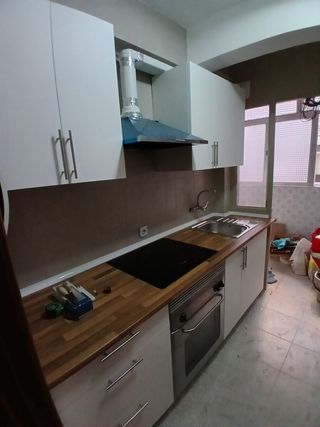 MONTADOR COCINAS Y ARMARIOS 