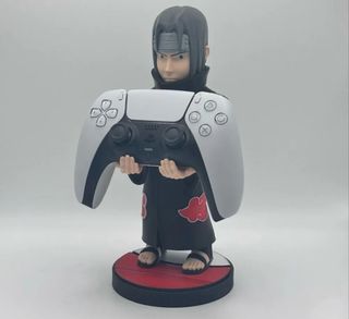 Soporte de mandos de Itachi Uchiha