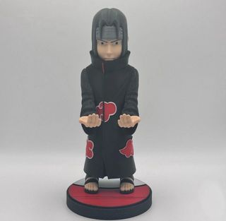 Soporte de mandos de Itachi Uchiha