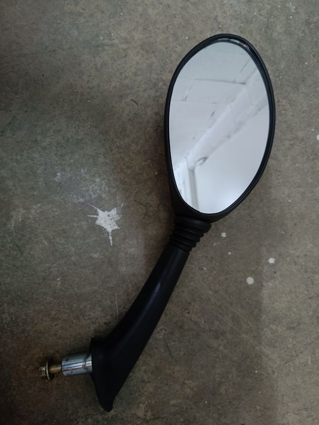 Retrovisor Izquierdo Vezpa