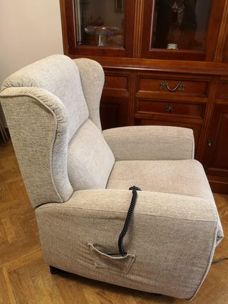 Sofá eléctrico reclinable