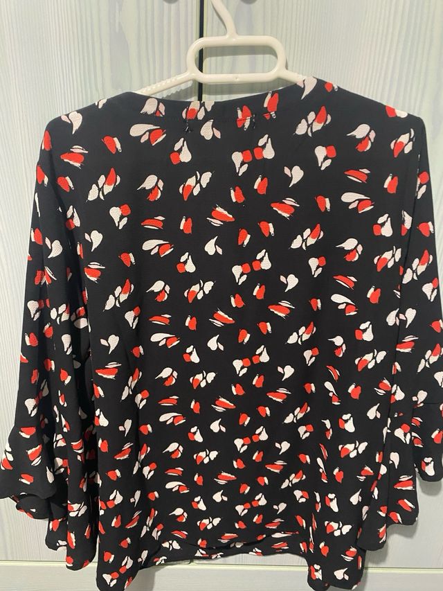 blusas Sfera y Cortefiel talla L