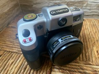 Cámara de fotografía analógica Olympia NK 4040