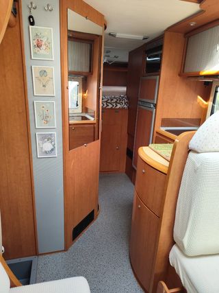 Autocaravana Benimar Perseo 710CCX (muchos extras)