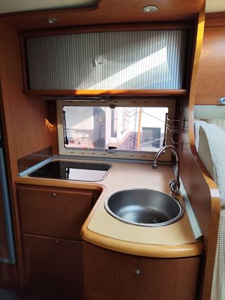 Autocaravana Benimar Perseo 710CCX (muchos extras)