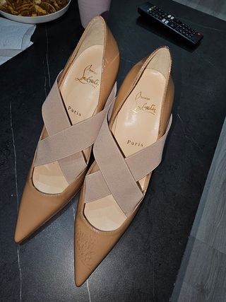 Zapatos louboutin y Saint Lauren