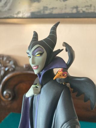 Figurine Evil enchantress Maleficent Walt Disney classic collection Wdcc numbered