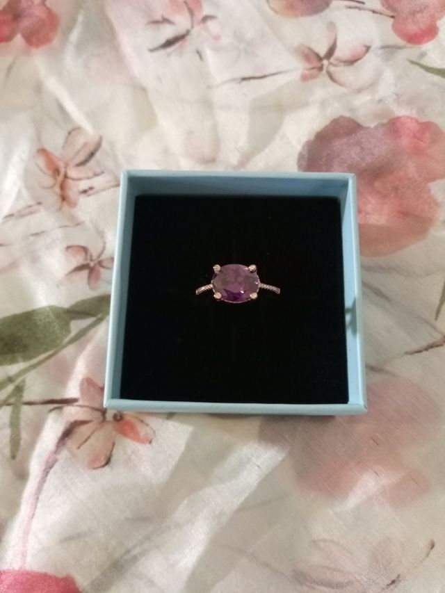 Anillo Luxenter morado, talla 18