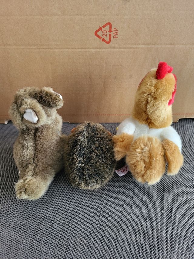 3 Peluche Animali: Riccio, Scoiattolo, Gallina