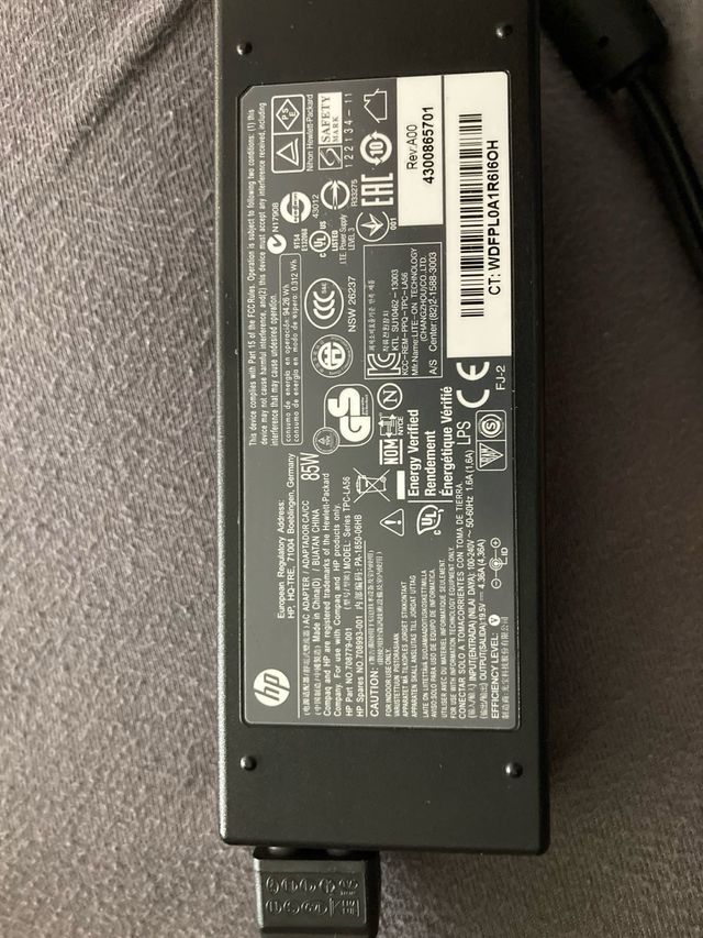 Portátil HP - AMD - 4GB RAM