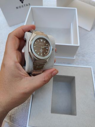 Reloj nuevo 39mm NOSTAS AUDACE movt Suizo.