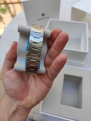 Reloj nuevo 39mm NOSTAS AUDACE movt Suizo.