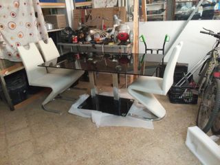 Mesa grande ideal para oficina o salón