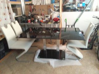 Mesa grande ideal para oficina o salón