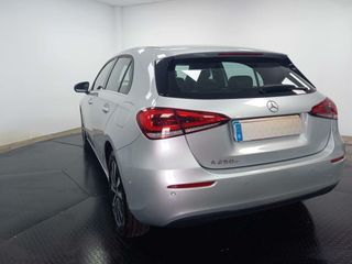 Mercedes Clase A 250 E BUSINESS LINE 8G-DCT