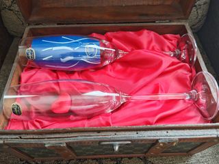 Baul con copas