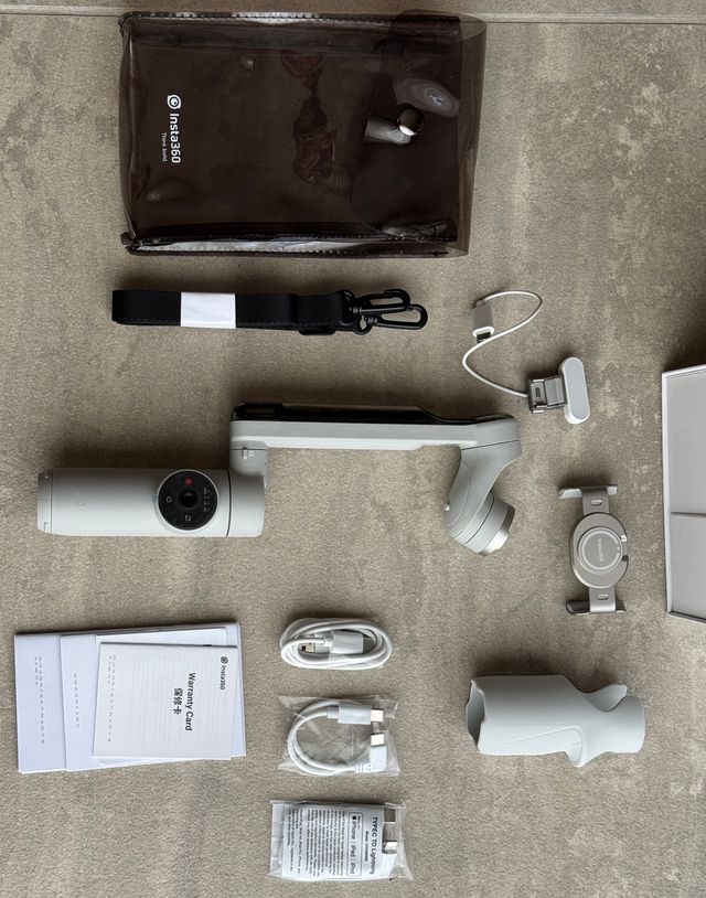 Insta 360 Flow creator kit