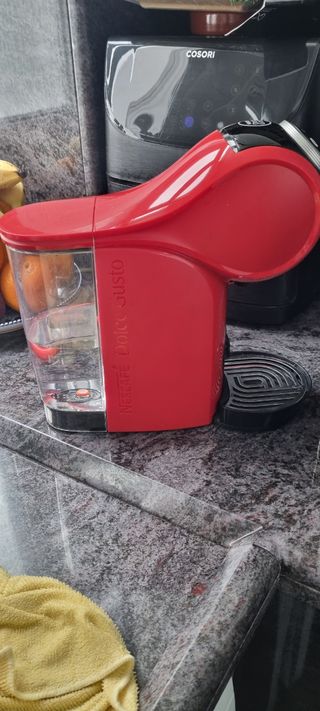 Cafetera  nescafe dolce gusto