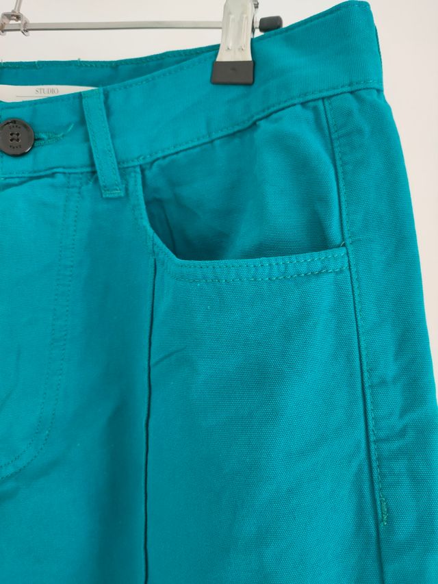 Pantalón wide fit. Como nuevo