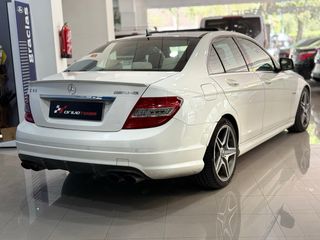 Mercedes C63 AMG 457CV !!