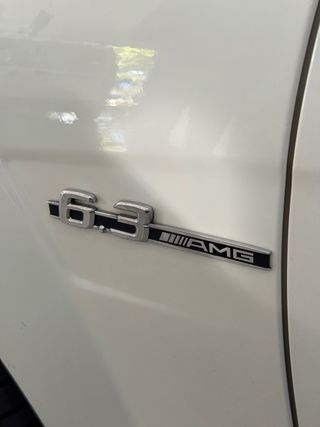 Mercedes C63 AMG 457CV !!