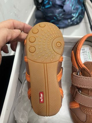 Zapatillas levis bebe/niño T24