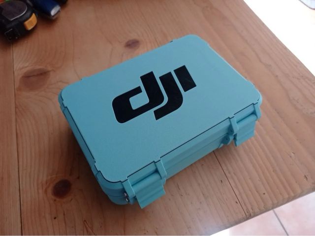 Caja Protectora Grande DJI: ¡Almacenamiento Total para tu Equipo!