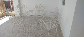 Silla y mesas jardín hierro